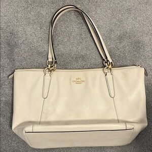 Coach Cream Leather Tote Bag